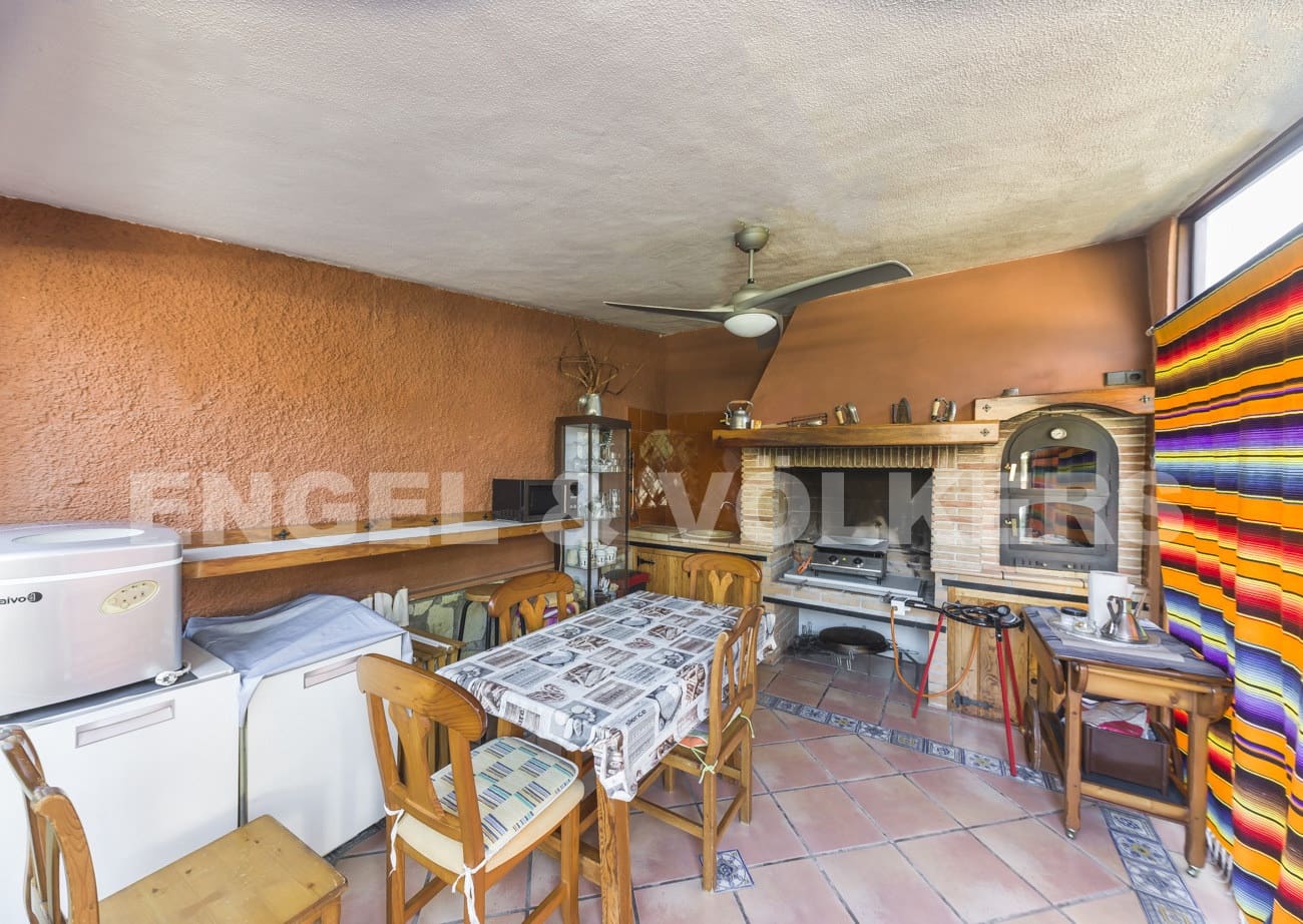 5 soveværelse Villa til salg i Elche / Elx med swimmingpool - € 750.000 (Ref: 5974435)