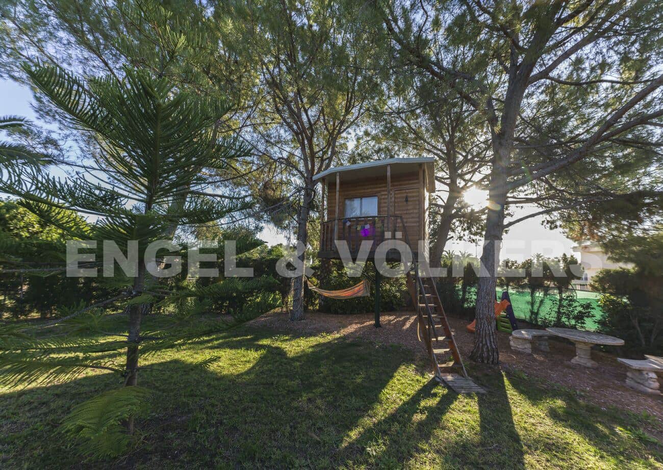 5 soveværelse Villa til salg i Elche / Elx med swimmingpool - € 750.000 (Ref: 5974435)