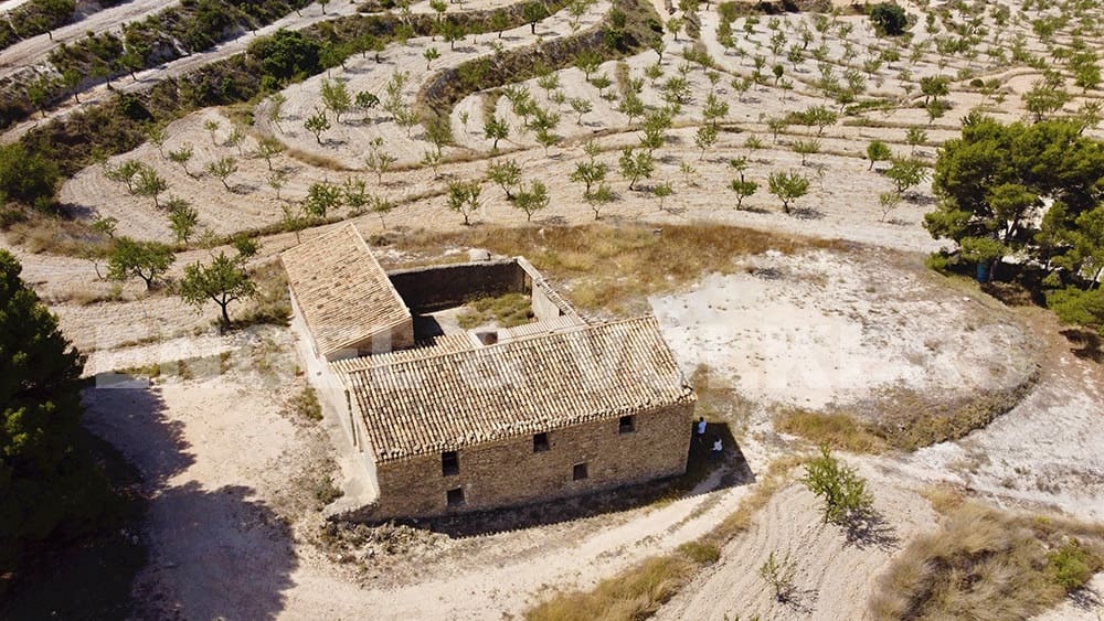 Finca/Landehus til salg i Jijona / Xixona - € 525.000 (Ref: 6266471)