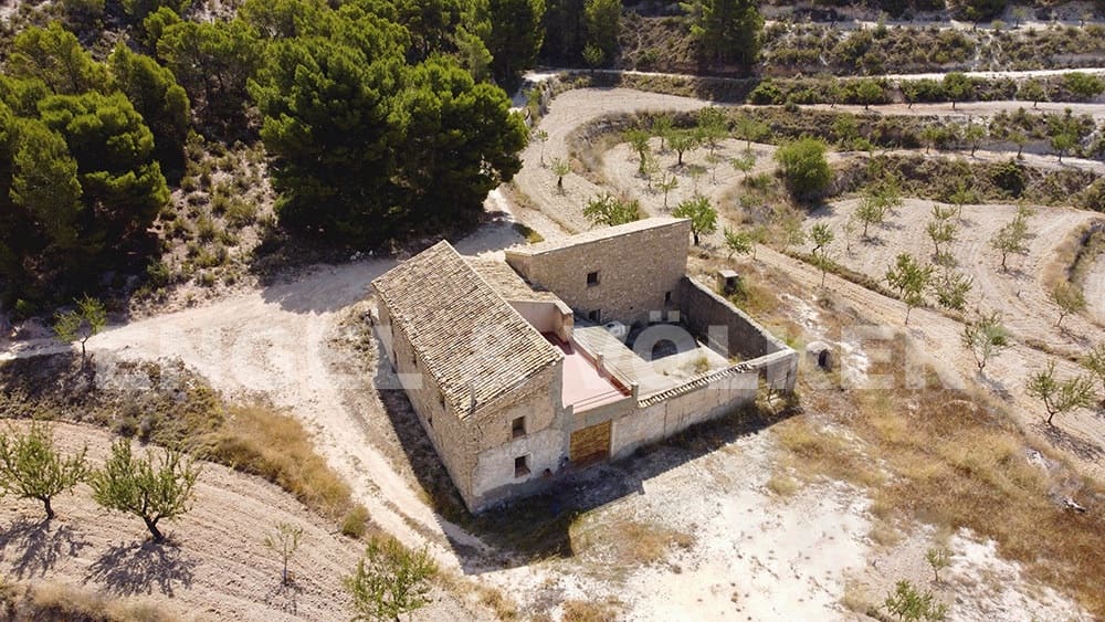 Finca/Landehus til salg i Jijona / Xixona - € 525.000 (Ref: 6266471)