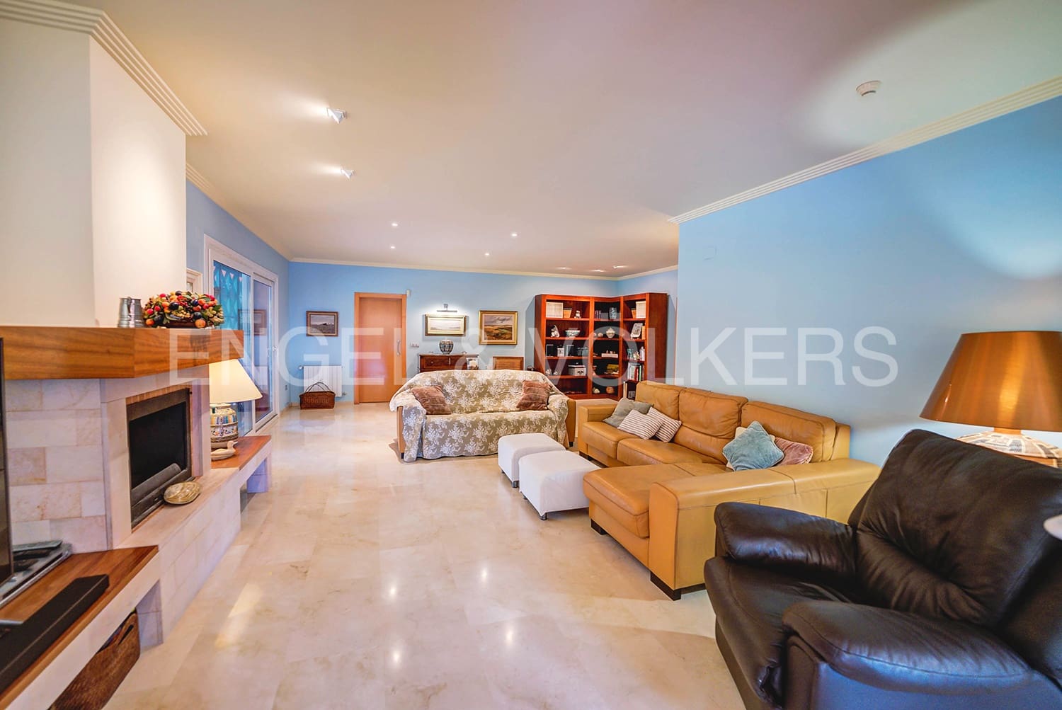 5 bedroom Villa for sale in Alicante / Alacant city with pool garage - € 1,200,000 (Ref: 6271719)