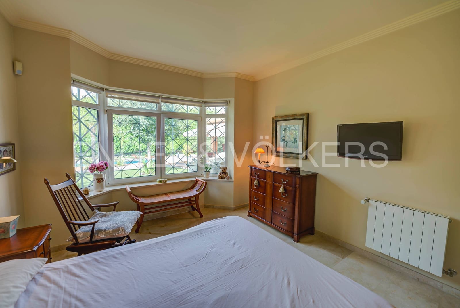 5 bedroom Villa for sale in Alicante / Alacant city with pool garage - € 1,200,000 (Ref: 6271719)