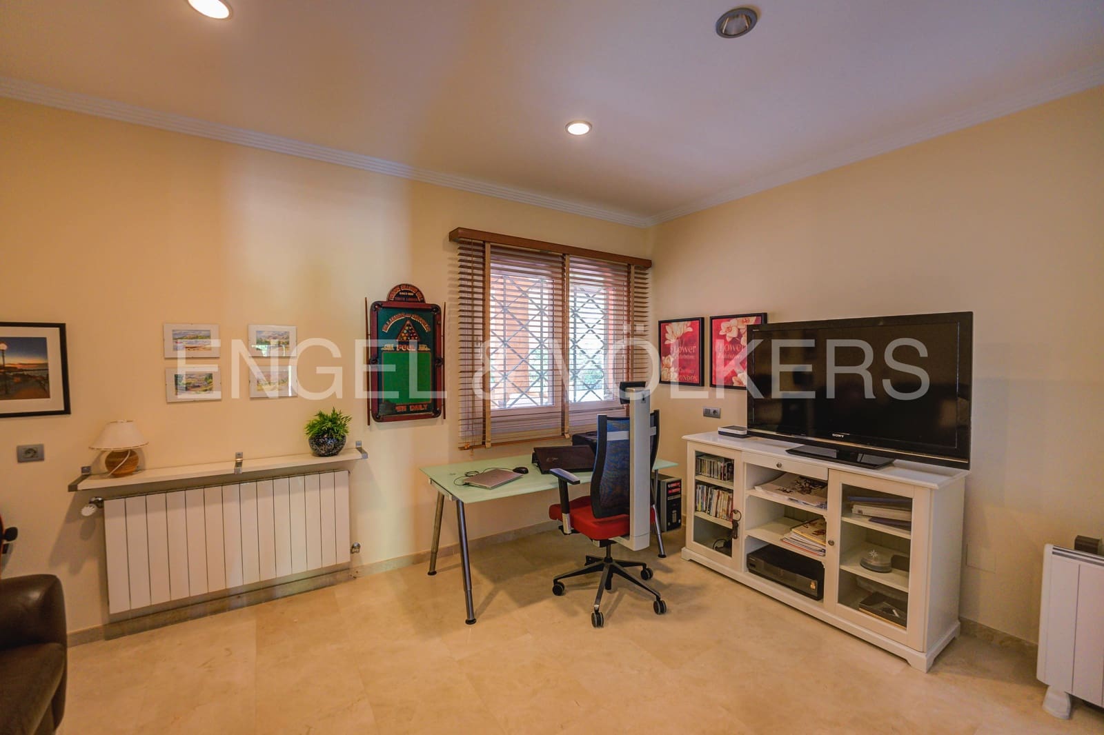 5 bedroom Villa for sale in Alicante / Alacant city with pool garage - € 1,200,000 (Ref: 6271719)