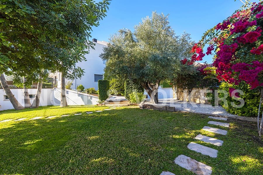 4 soveværelse Villa til salg i La Font med swimmingpool garage - € 1.480.000 (Ref: 6525498)