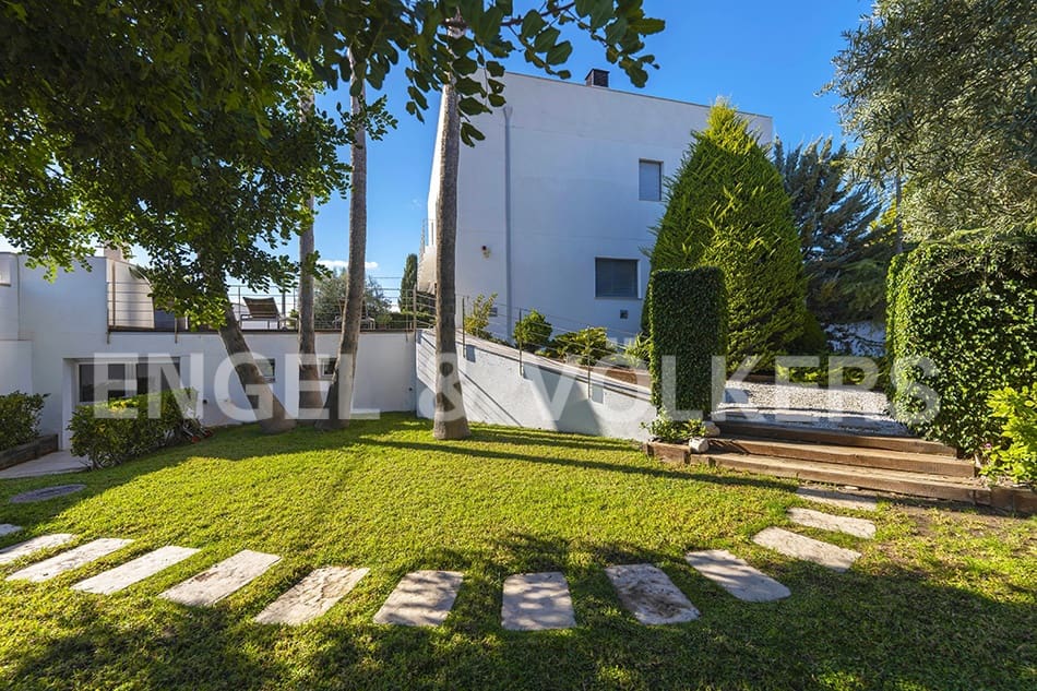 4 soveværelse Villa til salg i La Font med swimmingpool garage - € 1.480.000 (Ref: 6525498)