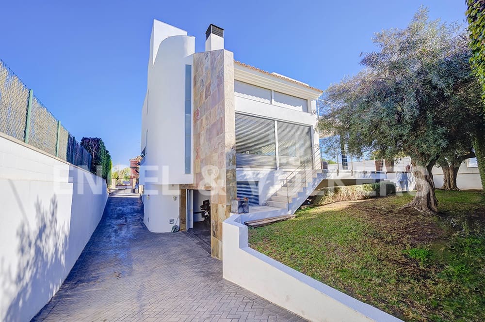 4 soveværelse Villa til salg i La Font med swimmingpool garage - € 1.480.000 (Ref: 6525498)