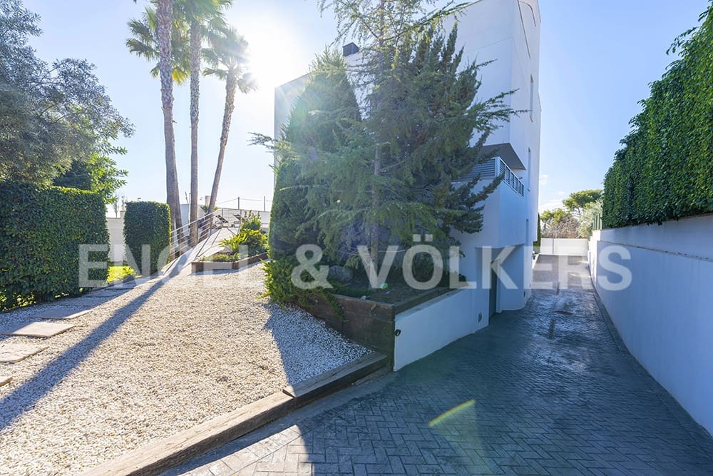 4 soveværelse Villa til salg i La Font med swimmingpool garage - € 1.480.000 (Ref: 6525498)