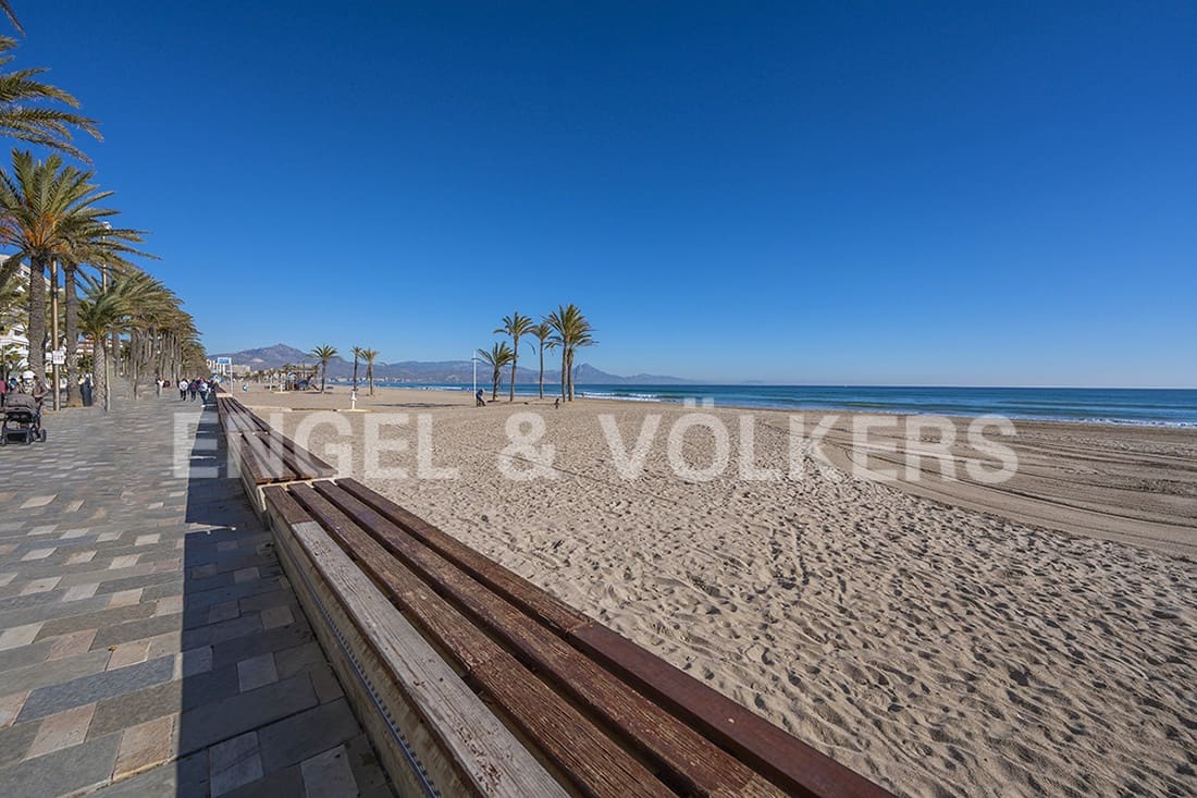 2 soverom Leilighet til salgs i Playa de San Juan med svømmebasseng - € 525 000 (Ref: 6633237)