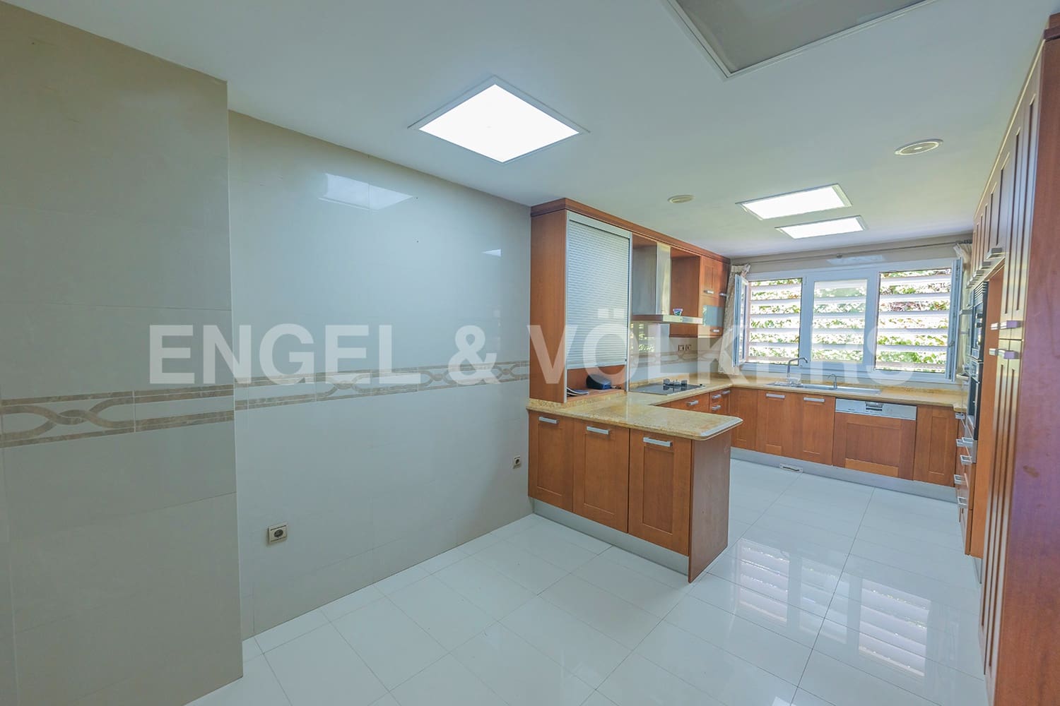 8 soveværelse Rækkehus til salg i Cabo de las Huertas med swimmingpool garage - € 1.149.000 (Ref: 7058350)