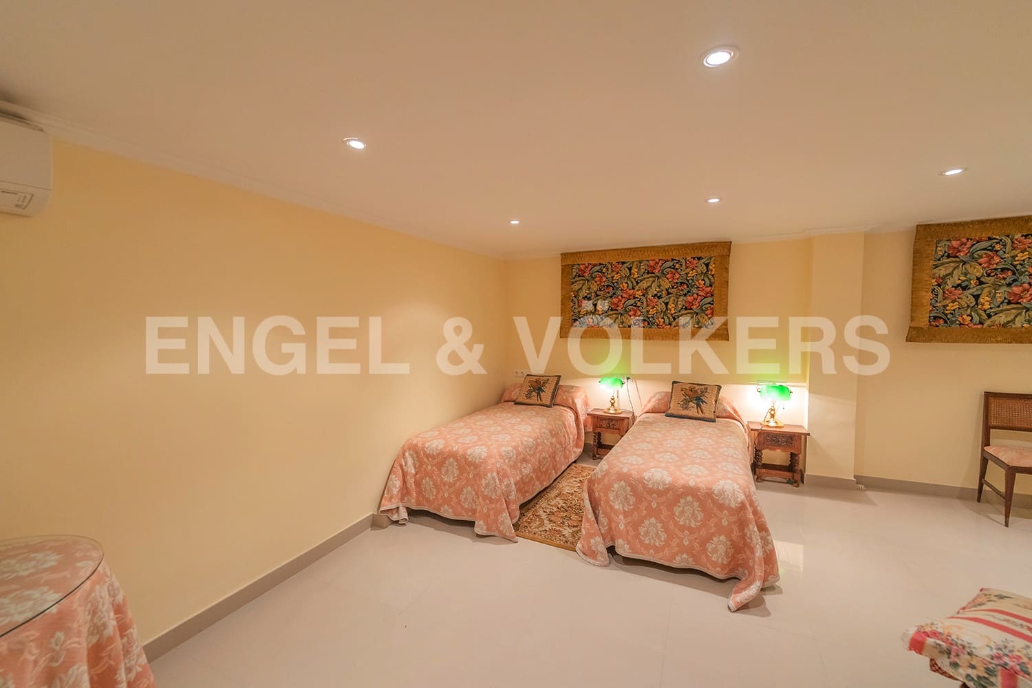 8 soveværelse Rækkehus til salg i Cabo de las Huertas med swimmingpool garage - € 1.149.000 (Ref: 7058350)