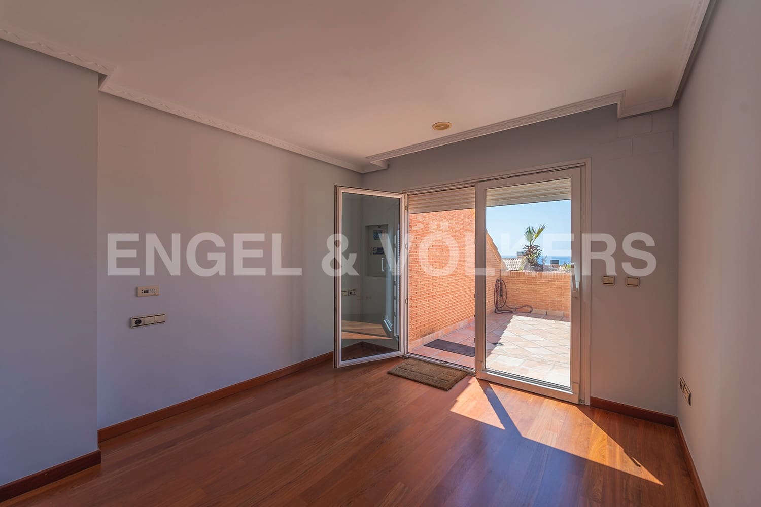 8 soveværelse Rækkehus til salg i Cabo de las Huertas med swimmingpool garage - € 1.149.000 (Ref: 7058350)