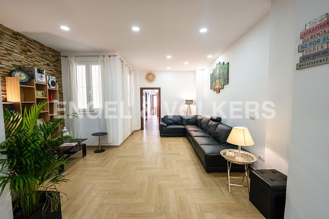 Apartamento de 4 habitaciones en Alicante / Alacant ciudad en venta - 350.000 € (Ref: 7064578)