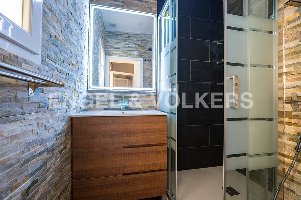 Apartamento de 4 habitaciones en Alicante / Alacant ciudad en venta - 350.000 € (Ref: 7064578)