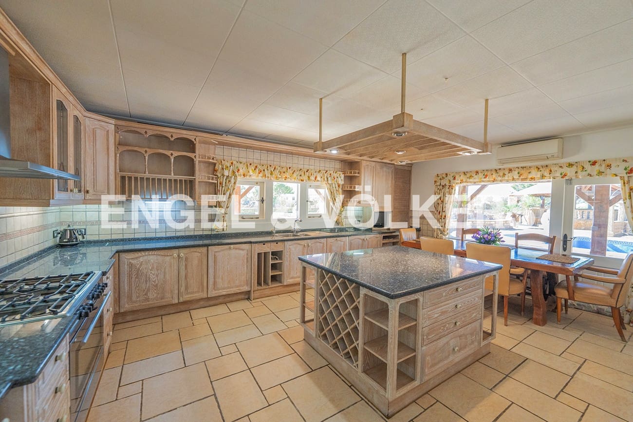 3 soverom Finca/Herregård til salgs i Aguas de Busot / Aigues med svømmebasseng garasje - € 895 000 (Ref: 7158269)