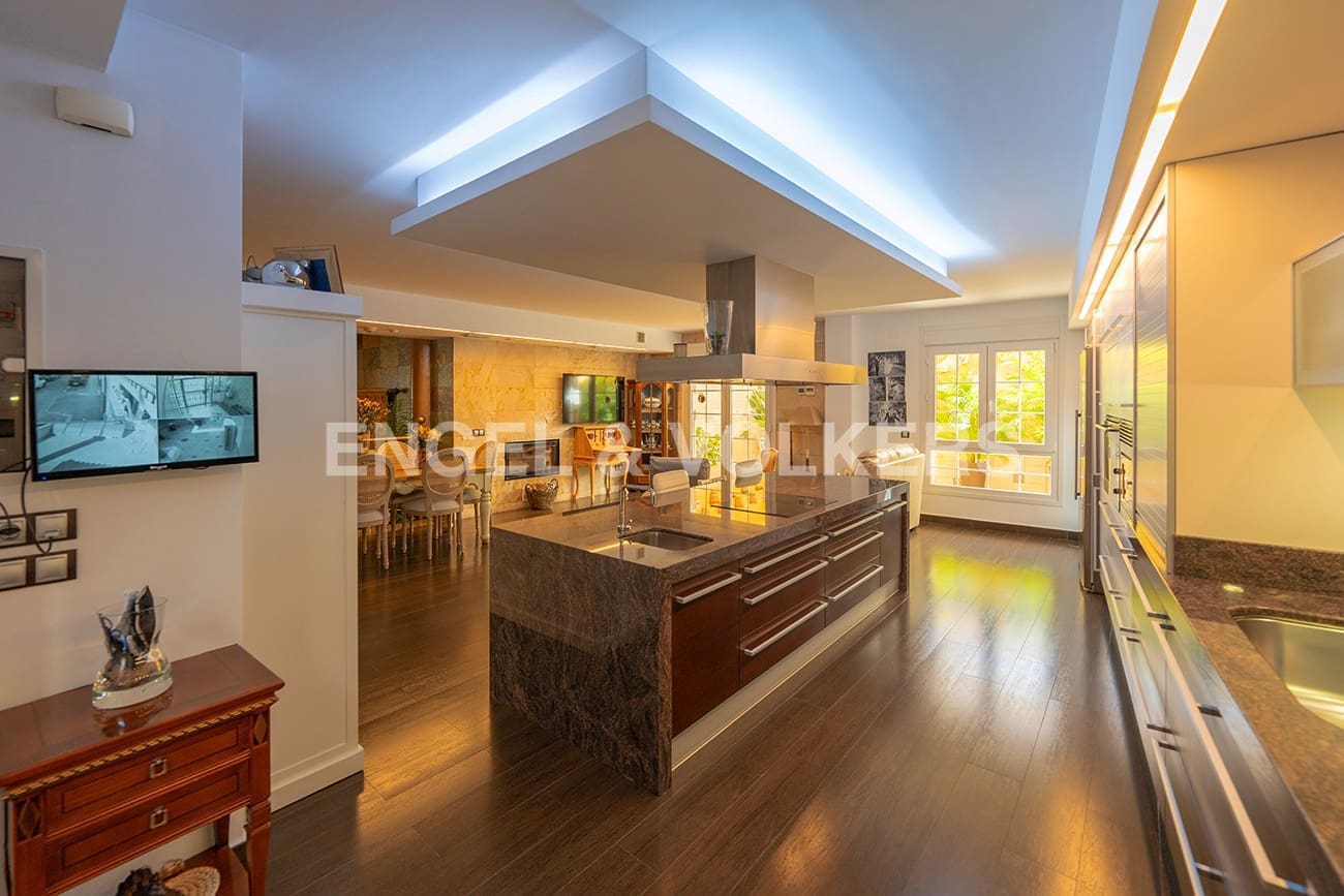 3 quarto Moradia para venda em Muchamiel / Mutxamel com garagem - 690 000 € (Ref: 7263460)