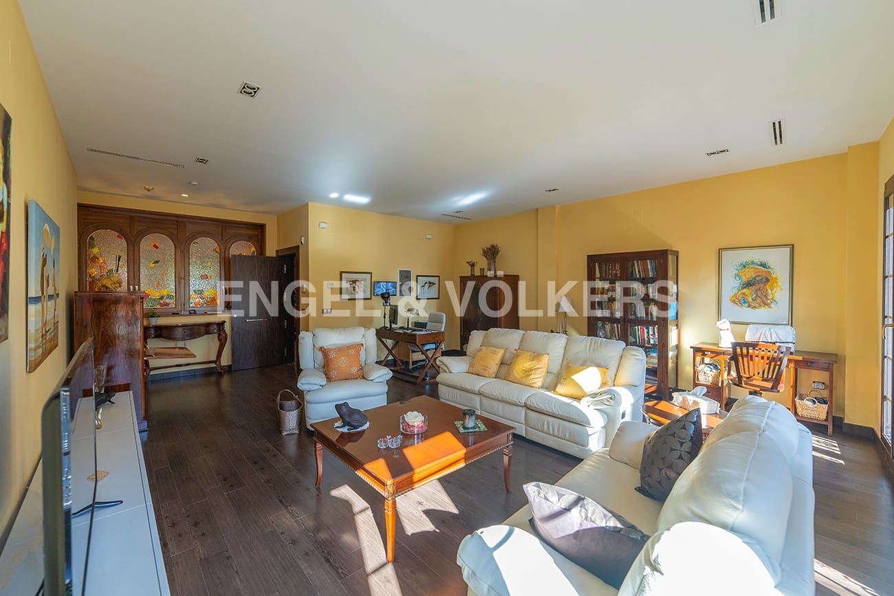 3 quarto Moradia para venda em Muchamiel / Mutxamel com garagem - 690 000 € (Ref: 7263460)