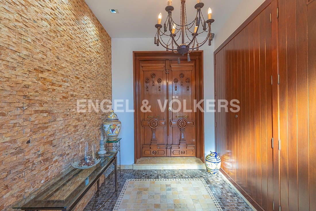 3 quarto Moradia para venda em Muchamiel / Mutxamel com garagem - 690 000 € (Ref: 7263460)