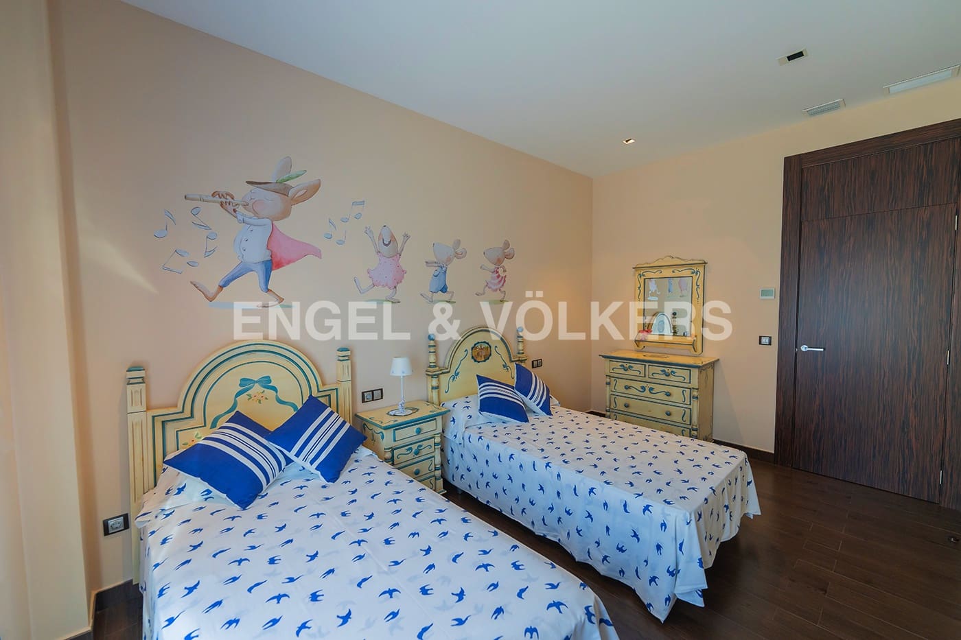 3 quarto Moradia para venda em Muchamiel / Mutxamel com garagem - 690 000 € (Ref: 7263460)