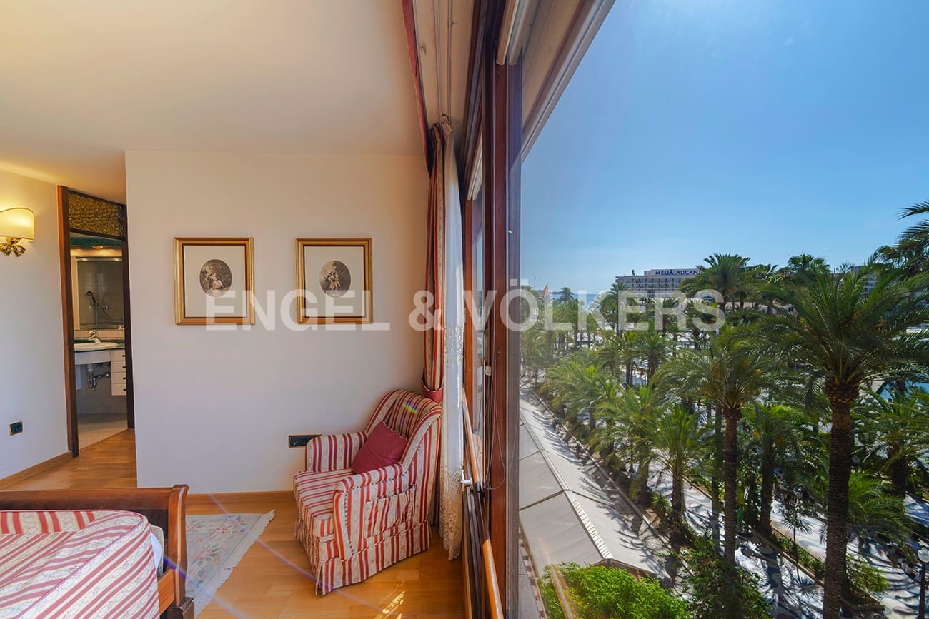 5 soveværelse Lejlighed til salg i Alicante by - € 1.200.000 (Ref: 7599642)