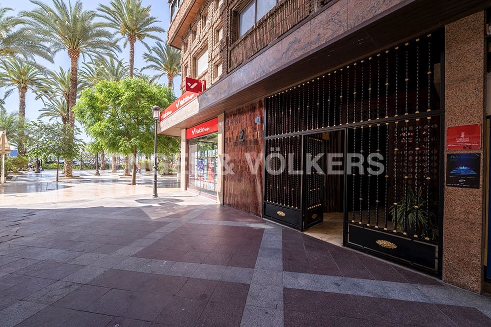 5 soveværelse Lejlighed til salg i Alicante by - € 1.200.000 (Ref: 7599642)