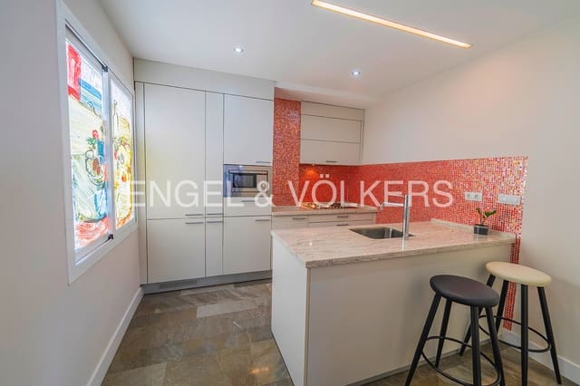 3 soveværelse Penthouse til salg i Alicante by med garage - € 1.350.000 (Ref: 7696978)