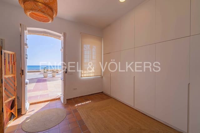 4 soveværelse Villa til salg i El Campello - € 1.150.000 (Ref: 7800298)