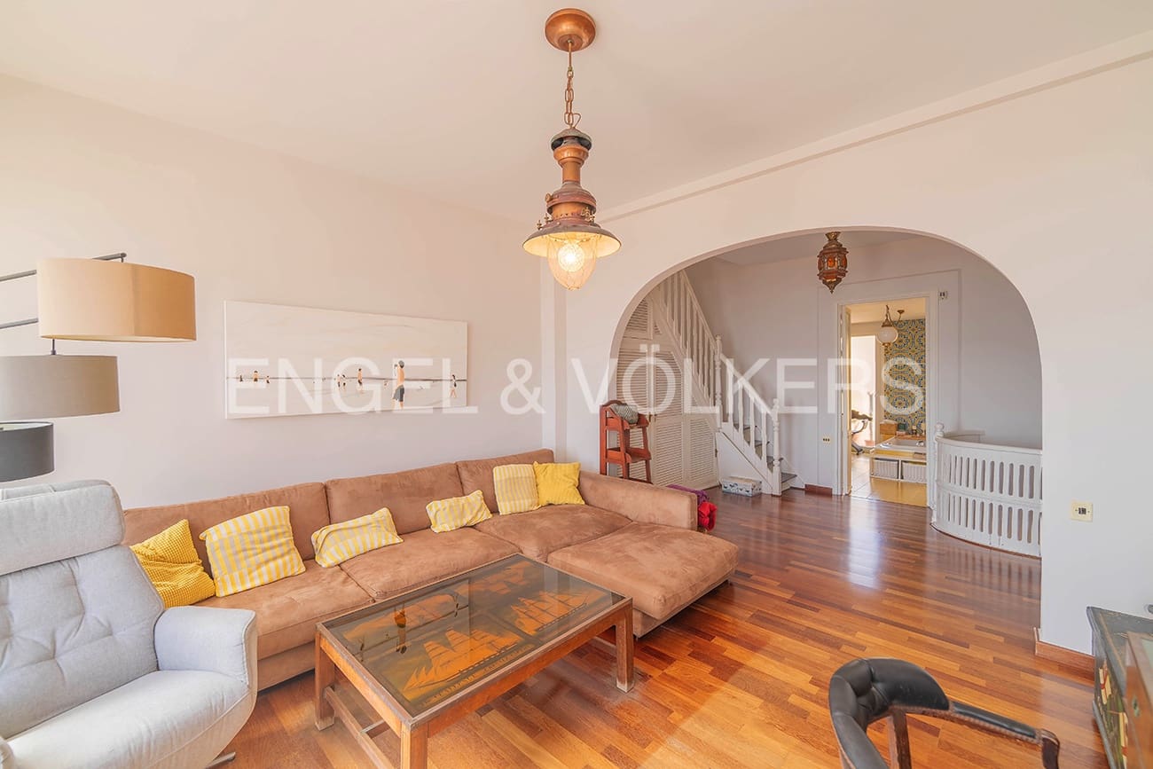 4 soveværelse Villa til salg i El Campello - € 1.150.000 (Ref: 7800298)