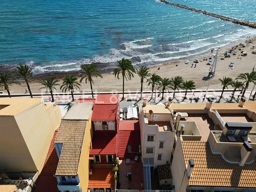 4 soveværelse Villa til salg i El Campello - € 1.150.000 (Ref: 7800298)