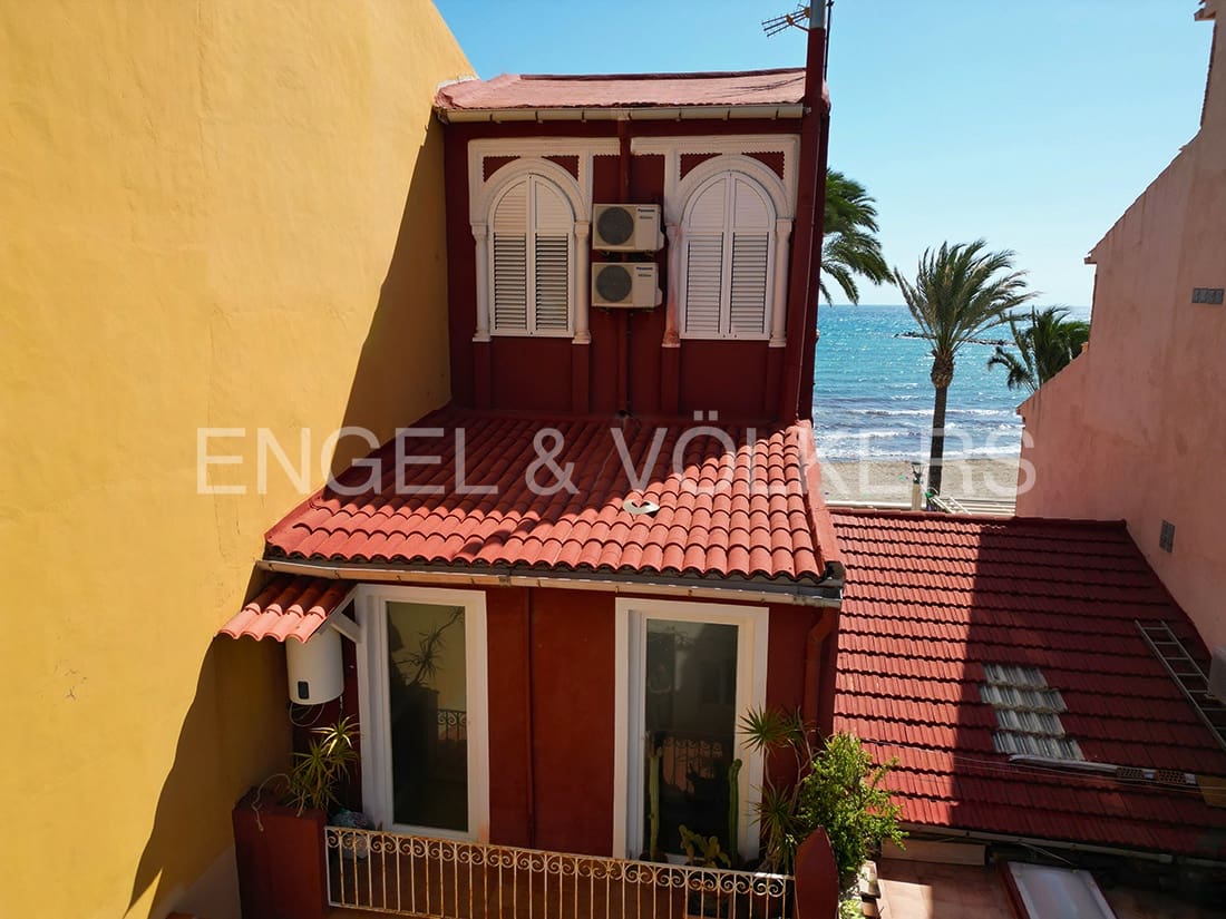 4 soveværelse Villa til salg i El Campello - € 1.150.000 (Ref: 7800298)