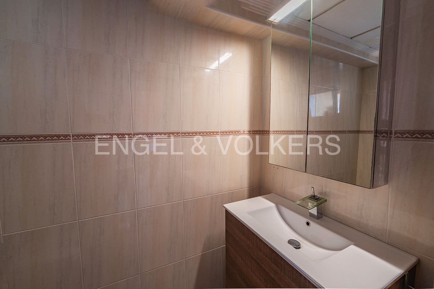 4 soveværelse Rækkehus til salg i El Campello - € 695.000 (Ref: 7800304)