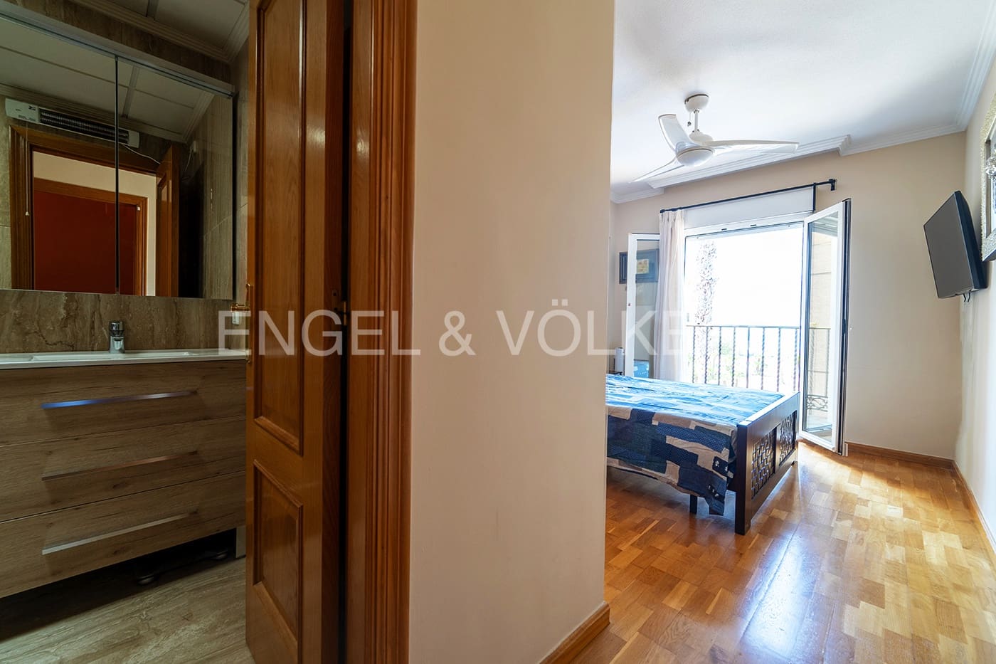 4 soveværelse Rækkehus til salg i El Campello - € 695.000 (Ref: 7800304)