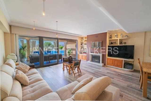 4 bedroom Terraced Villa for sale in El Campello - € 695,000 (Ref: 7800304)