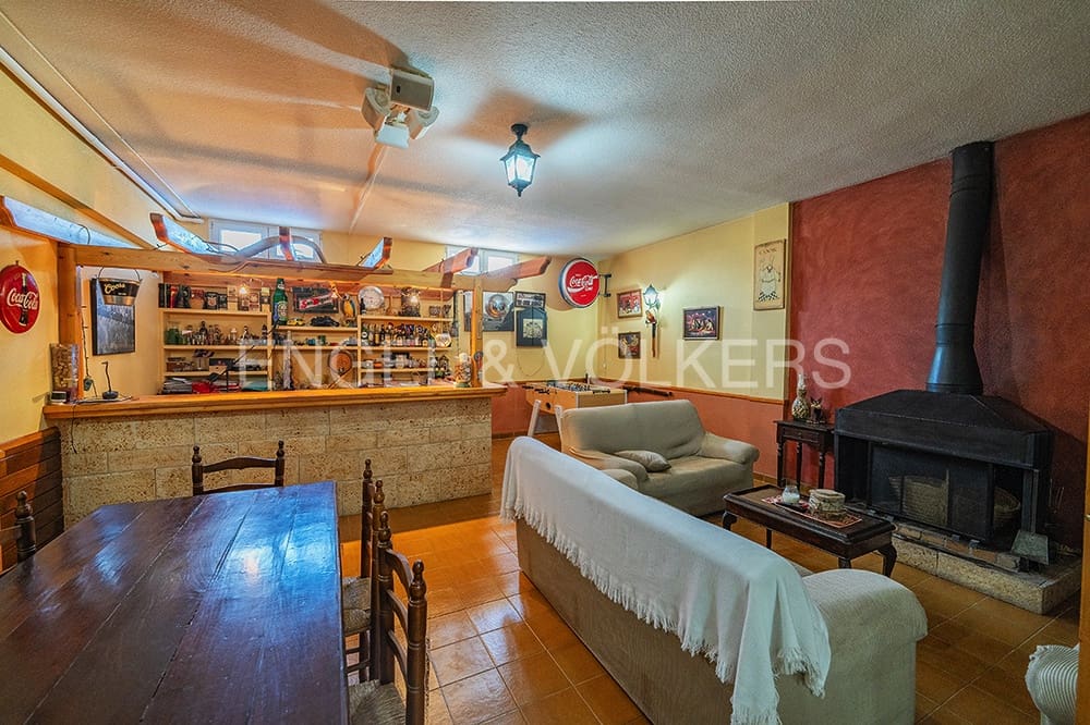 4 soveværelse Rækkehus til salg i El Campello - € 695.000 (Ref: 7800304)