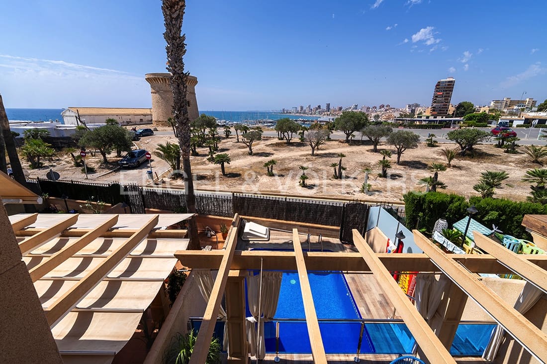 4 soveværelse Rækkehus til salg i El Campello - € 695.000 (Ref: 7800304)