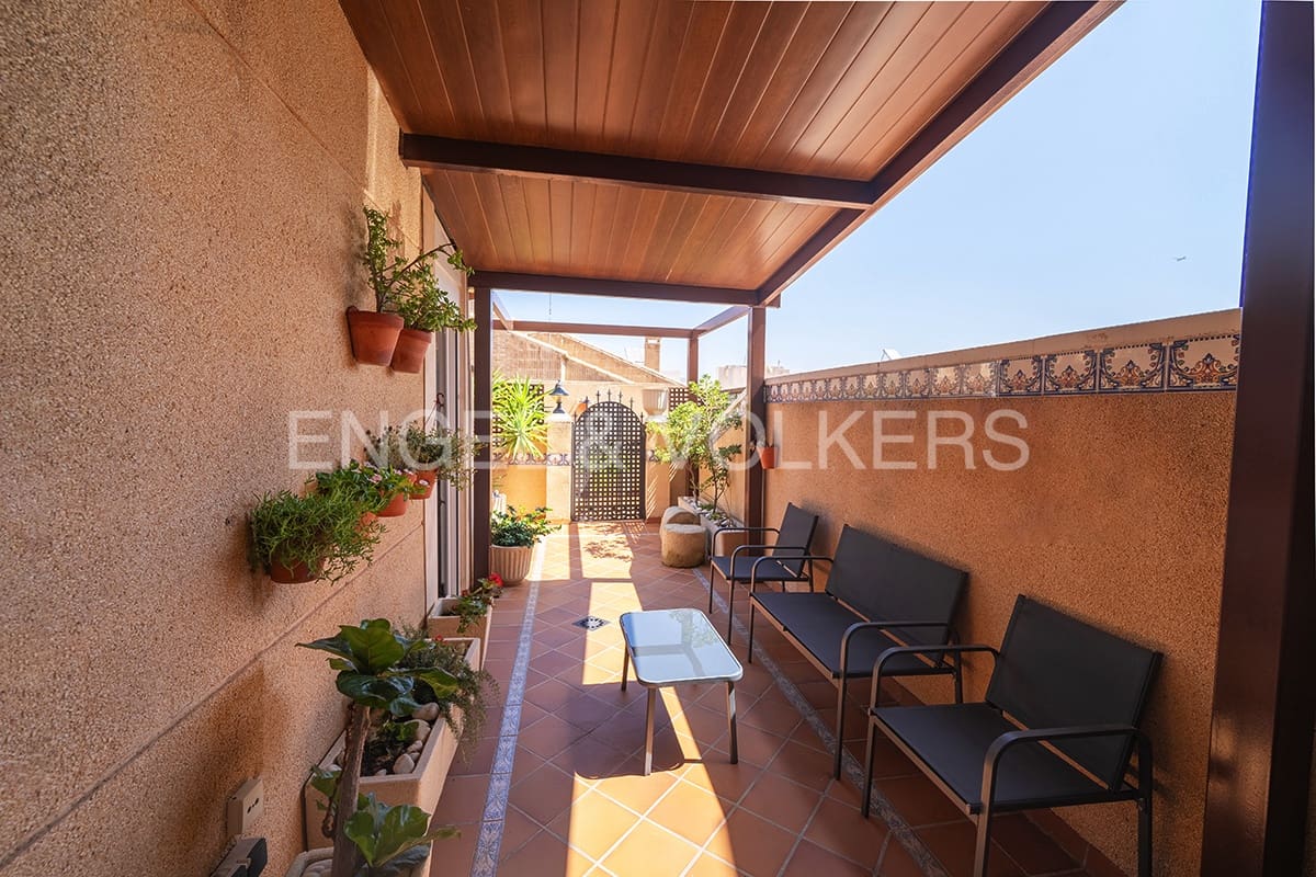 4 soveværelse Rækkehus til salg i El Campello - € 695.000 (Ref: 7800304)