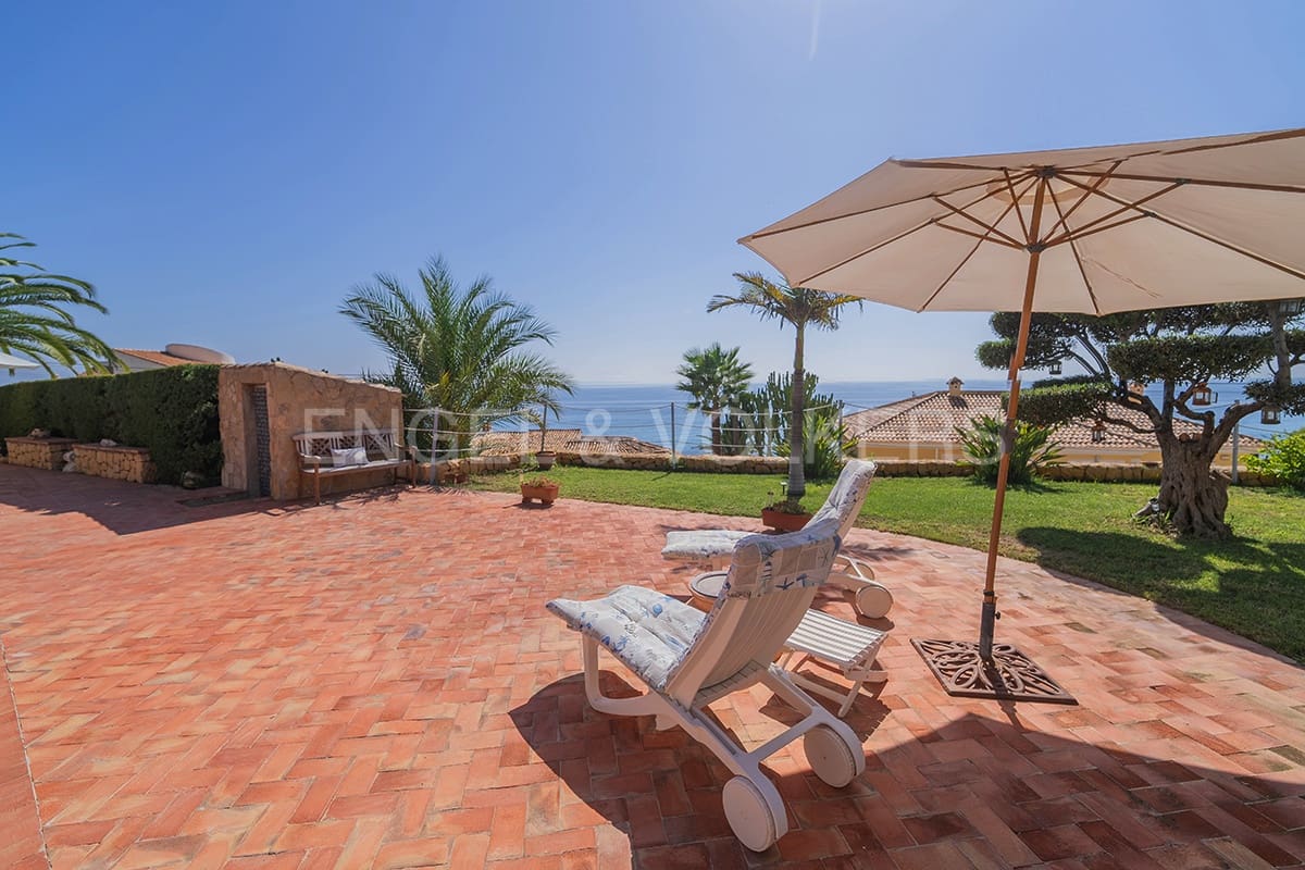 6 soveværelse Villa til salg i El Campello med swimmingpool - € 1.100.000 (Ref: 7845188)