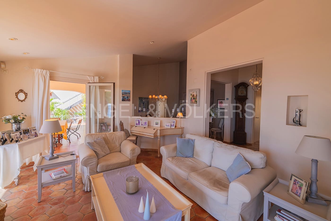 6 soveværelse Villa til salg i El Campello med swimmingpool - € 1.100.000 (Ref: 7845188)