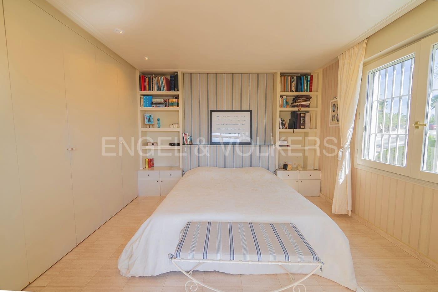 6 soveværelse Villa til salg i El Campello med swimmingpool - € 1.100.000 (Ref: 7845188)