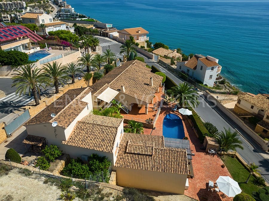 6 soveværelse Villa til salg i El Campello med swimmingpool - € 1.100.000 (Ref: 7845188)