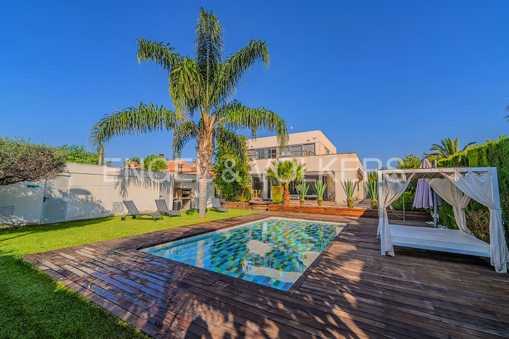 5 bedroom Villa for sale in Elche / Elx with pool garage - € 735,000 (Ref: 7862810)