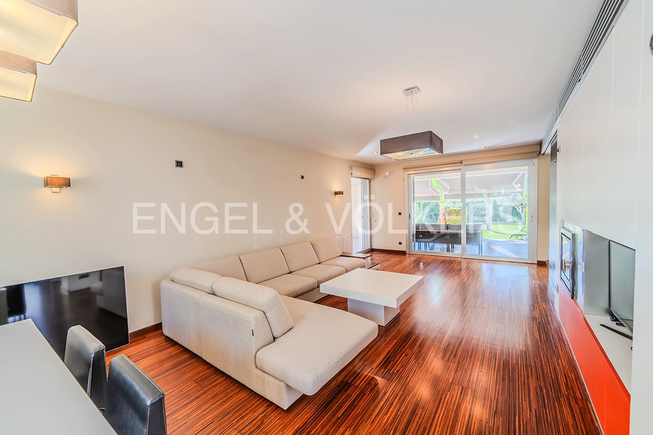 5 bedroom Villa for sale in Elche / Elx with pool garage - € 735,000 (Ref: 7862810)