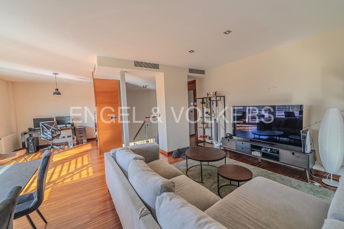 5 bedroom Villa for sale in Elche / Elx with pool garage - € 735,000 (Ref: 7862810)