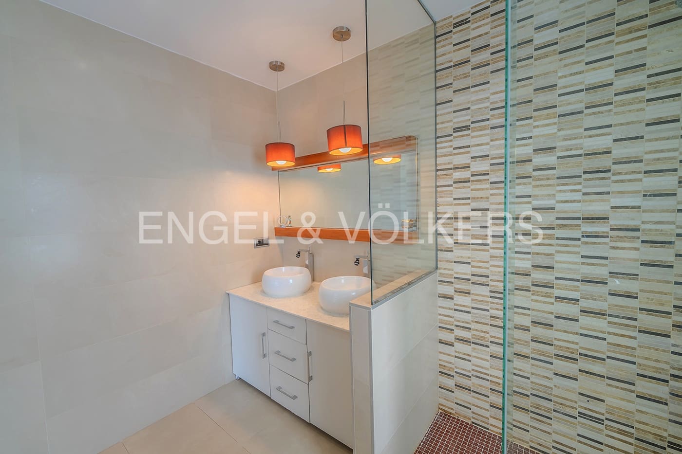 5 bedroom Villa for sale in Elche / Elx with pool garage - € 735,000 (Ref: 7862810)