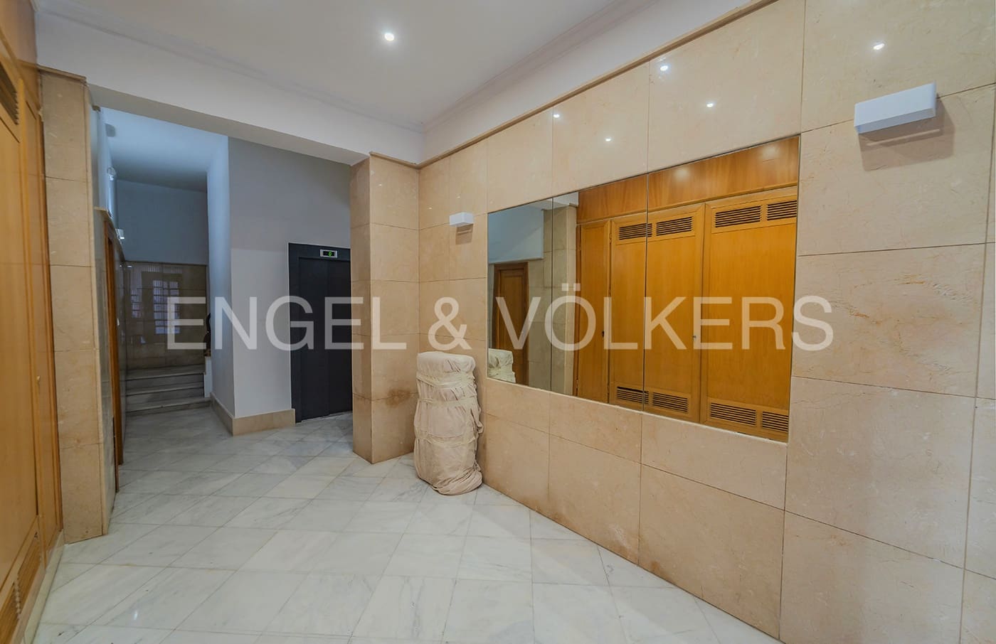 4 sypialnia Apartament na sprzedaż w Miasto Alicante / Alacant - 565 000 € (Ref: 8107333)