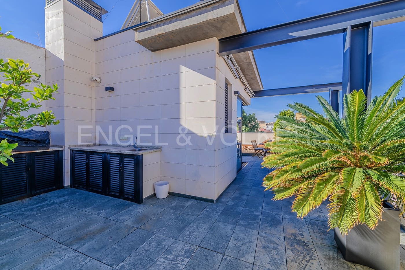 4 soveværelse Byhus til salg i Elche / Elx med swimmingpool garage - € 990.000 (Ref: 8113121)