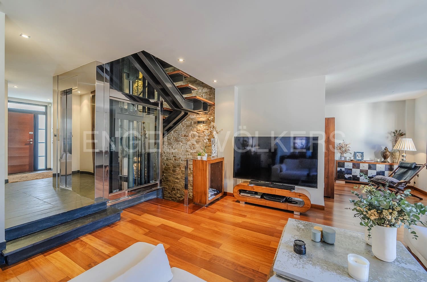 4 soveværelse Byhus til salg i Elche / Elx med swimmingpool garage - € 990.000 (Ref: 8113121)