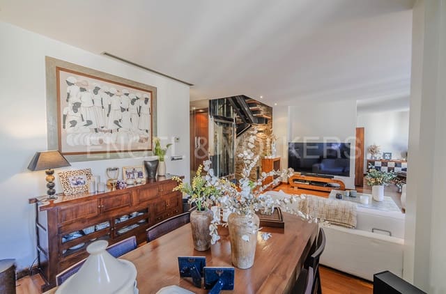 4 bedroom Townhouse for sale in Elche / Elx with pool garage - € 990,000 (Ref: 8113121)