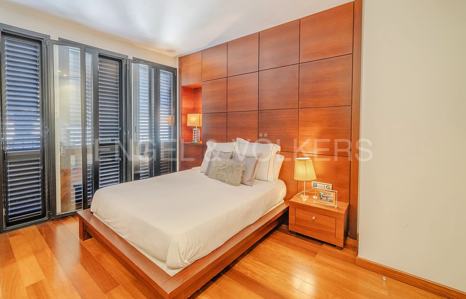 4 soveværelse Byhus til salg i Elche / Elx med swimmingpool garage - € 990.000 (Ref: 8113121)