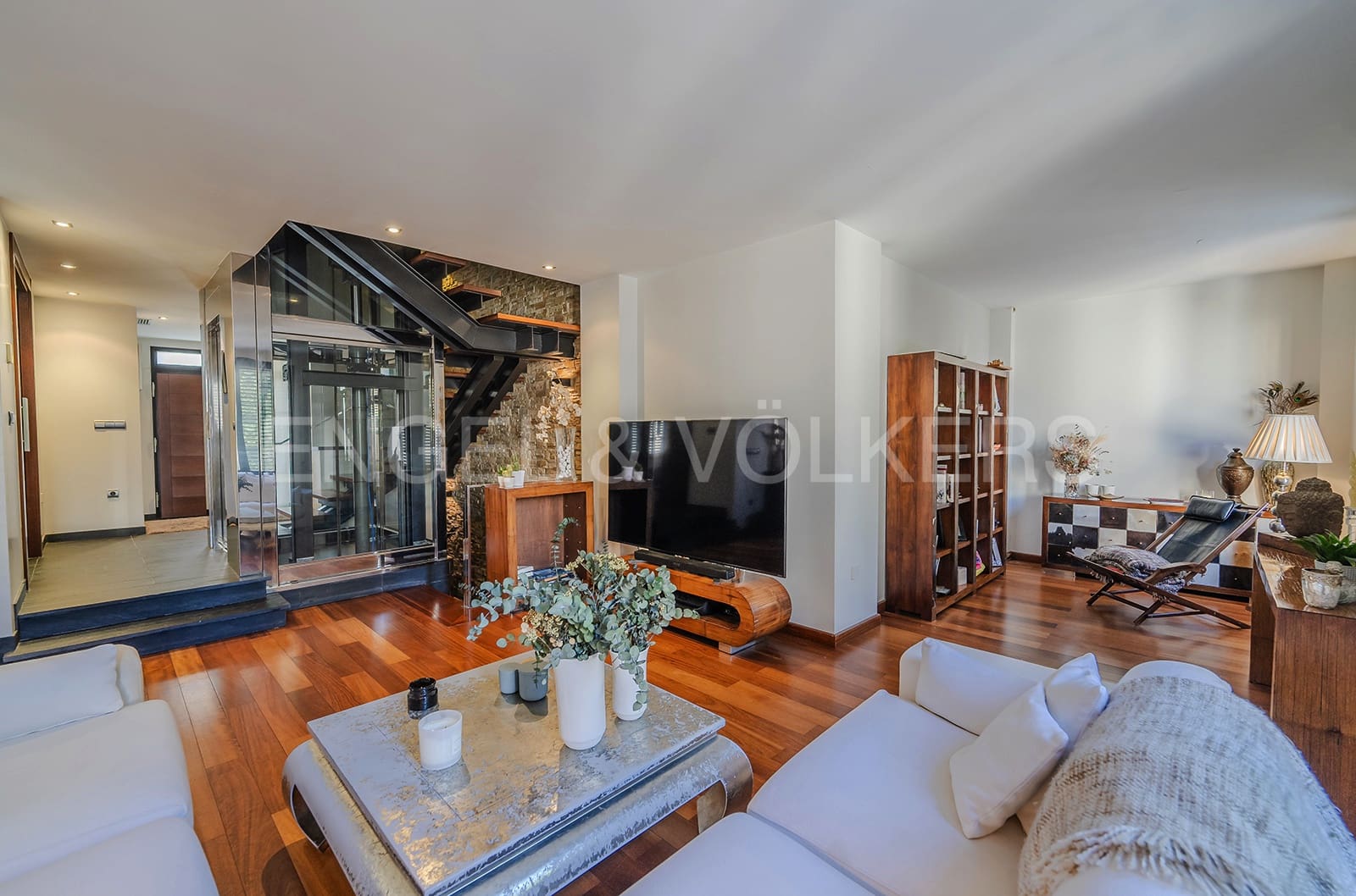 4 soveværelse Byhus til salg i Elche / Elx med swimmingpool garage - € 990.000 (Ref: 8113121)