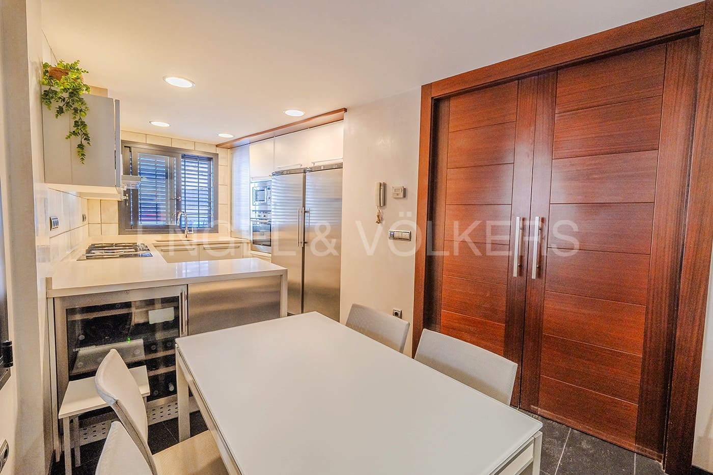 4 soveværelse Byhus til salg i Elche / Elx med swimmingpool garage - € 990.000 (Ref: 8113121)